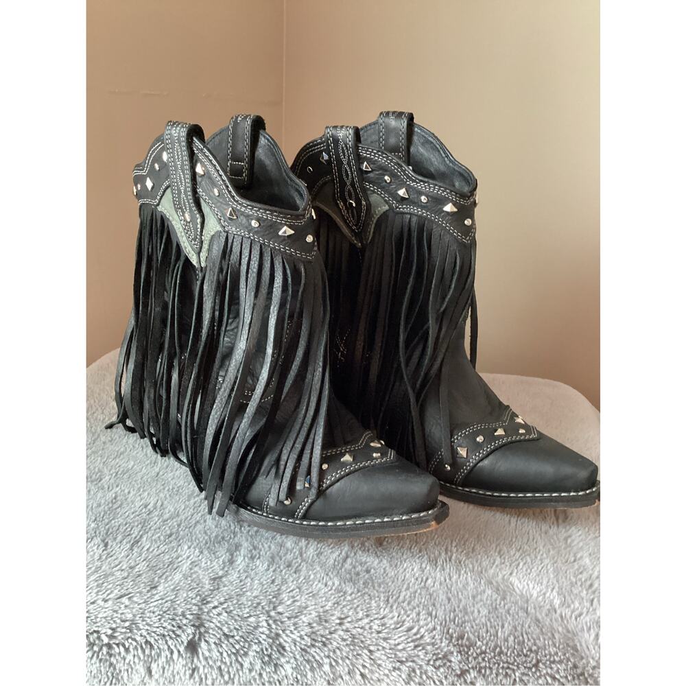 Rockin Country collection Western Cowboy leather boots with fringe studs sz 8.5